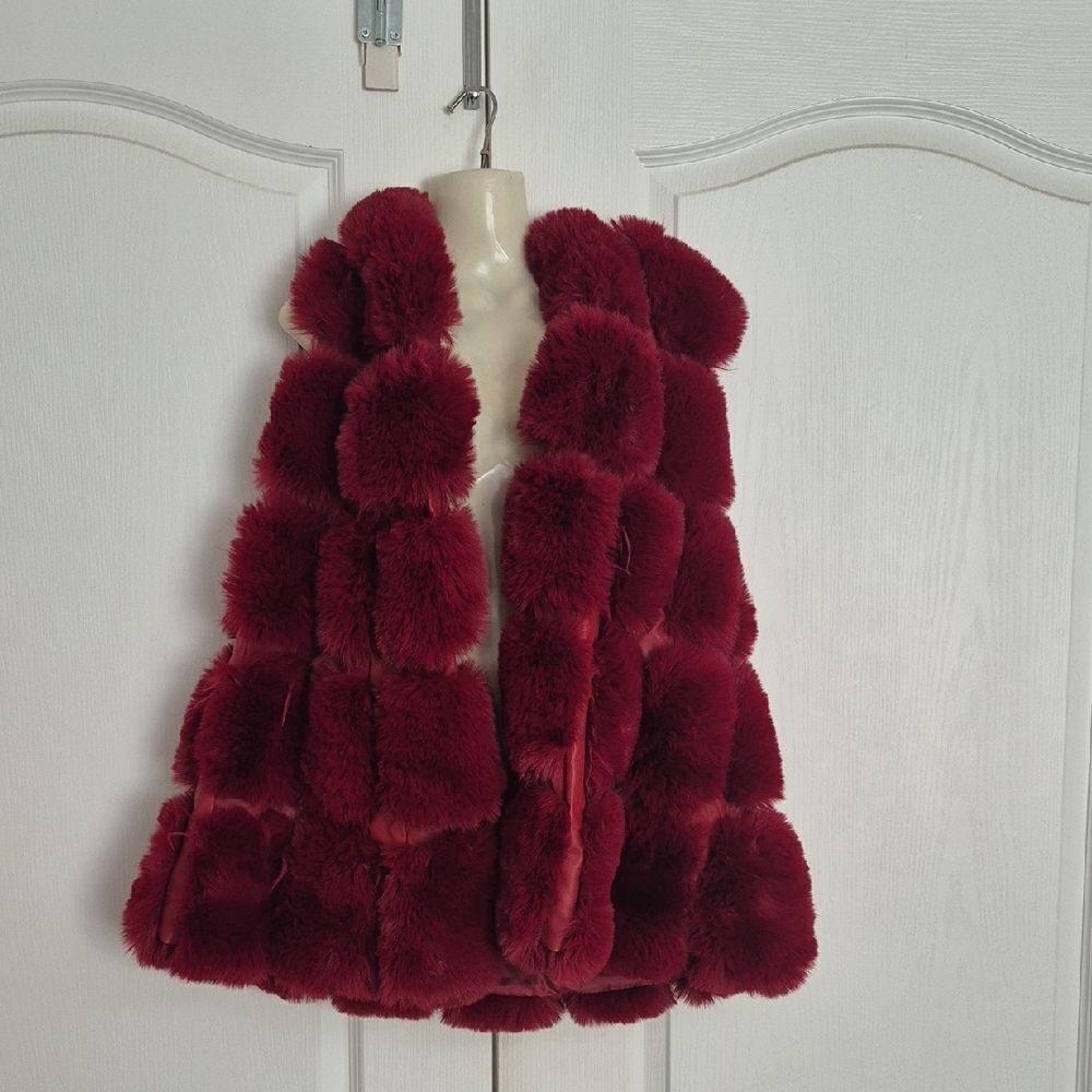 Women's Luxurious Faux Fur Open Front Vest With Hoodie - Hot Pink